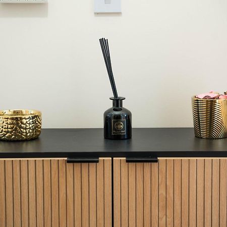 Stylish Apartment Near Central ロンドン エクステリア 写真
