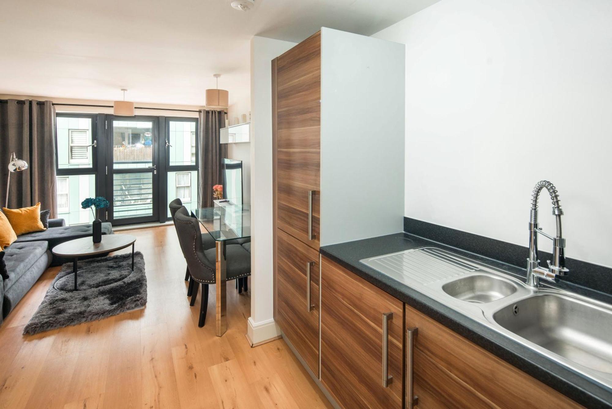 Stylish Apartment Near Central ロンドン エクステリア 写真