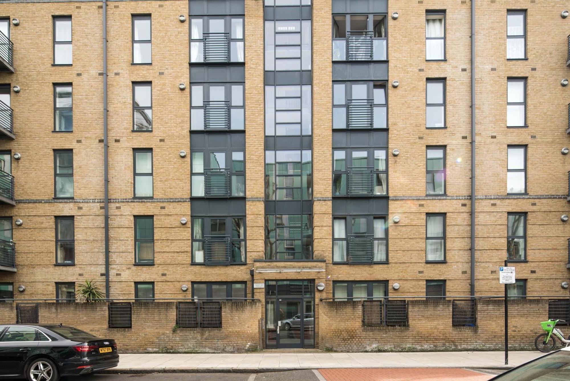 Stylish Apartment Near Central ロンドン エクステリア 写真